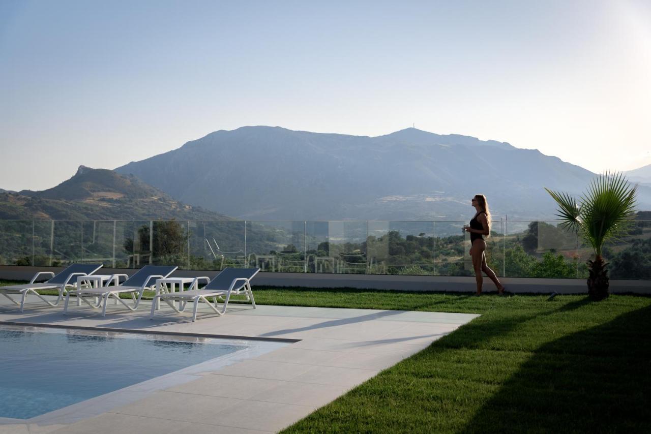 Eolides Villas , Quite Idyll Of Rural Bliss,By Thinkvilla Lambini Luaran gambar